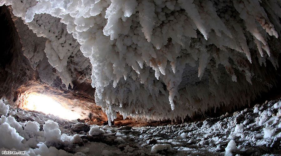Namakdan Salt Cave 1