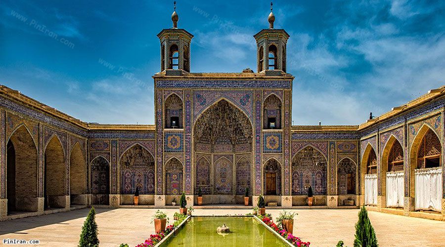 Nasir Molk Mosque 4